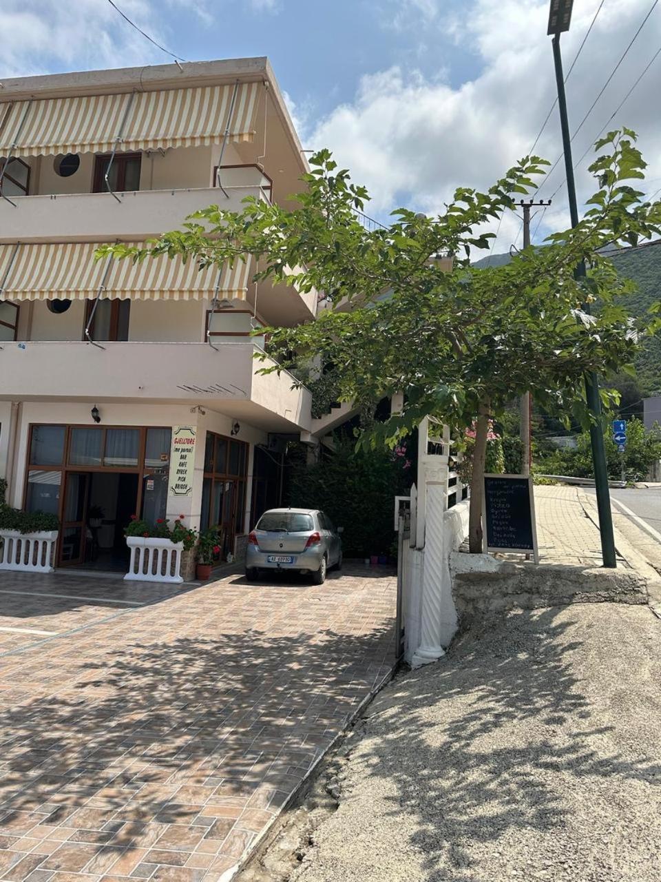 Eid Mar Hostel Vlore Exterior photo